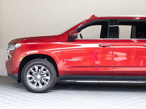 Used 2024 Chevrolet Suburban LS w/ Driver Alert Package RWD image 8