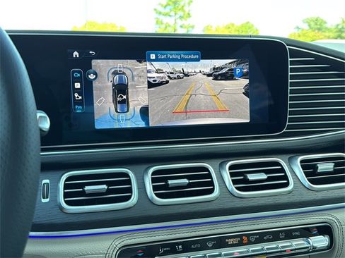 New 2026 Mercedes-Benz GLS 450 4MATIC image 19