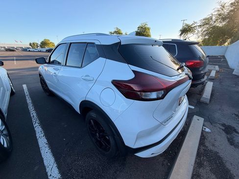 Used 2024 Nissan Kicks SV FWD image 6