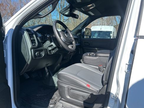 New 2026 RAM 2500 Tradesman AWD/4WD image 12