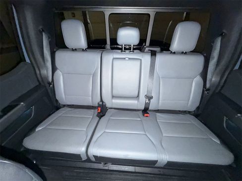 Used 2023 Ford F150 Lightning Lariat image 26