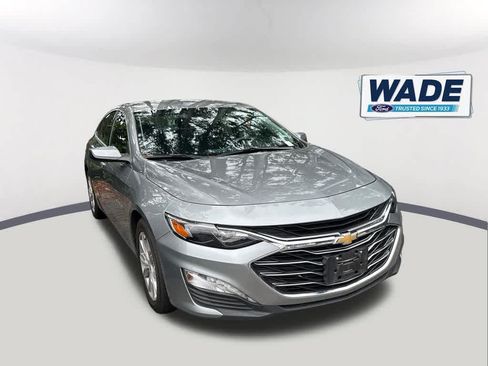 Used 2024 Chevrolet Malibu LT FWD image 3