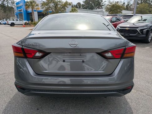 Used 2023 Nissan Altima 2.5 S image 5