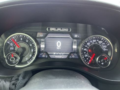 Used 2019 RAM 1500 Big Horn image 11