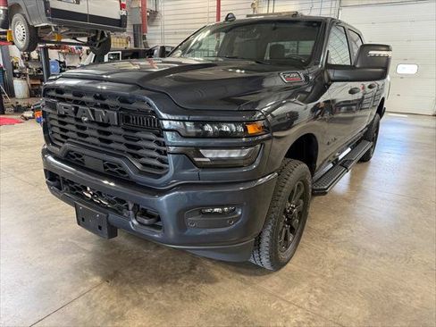 Certified 2025 RAM 2500 Big Horn AWD/4WD image 34
