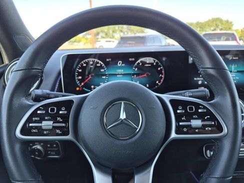 Certified 2021 Mercedes-Benz GLB 250 image 25