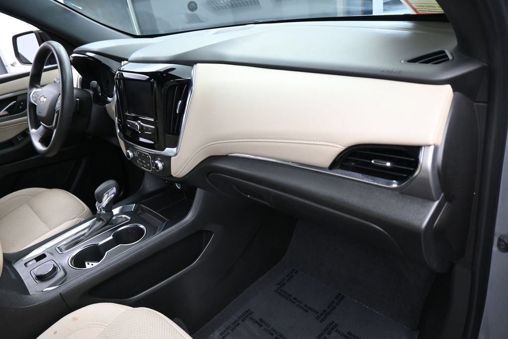 Used 2024 Chevrolet Traverse LS FWD image 44