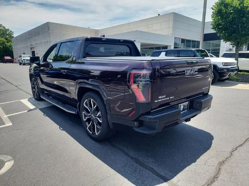 Certified 2025 GMC Sierra EV Denali AWD/4WD image 6