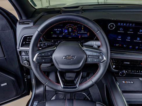 Used 2026 Chevrolet Suburban RST w/ RST Capability Package AWD/4WD image 20