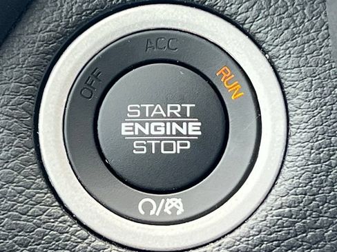 Used 2022 RAM 1500 Big Horn AWD/4WD image 33