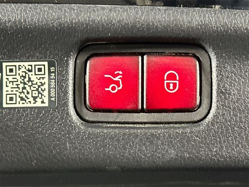 Certified 2024 Mercedes-Benz C 300 Sedan image 21