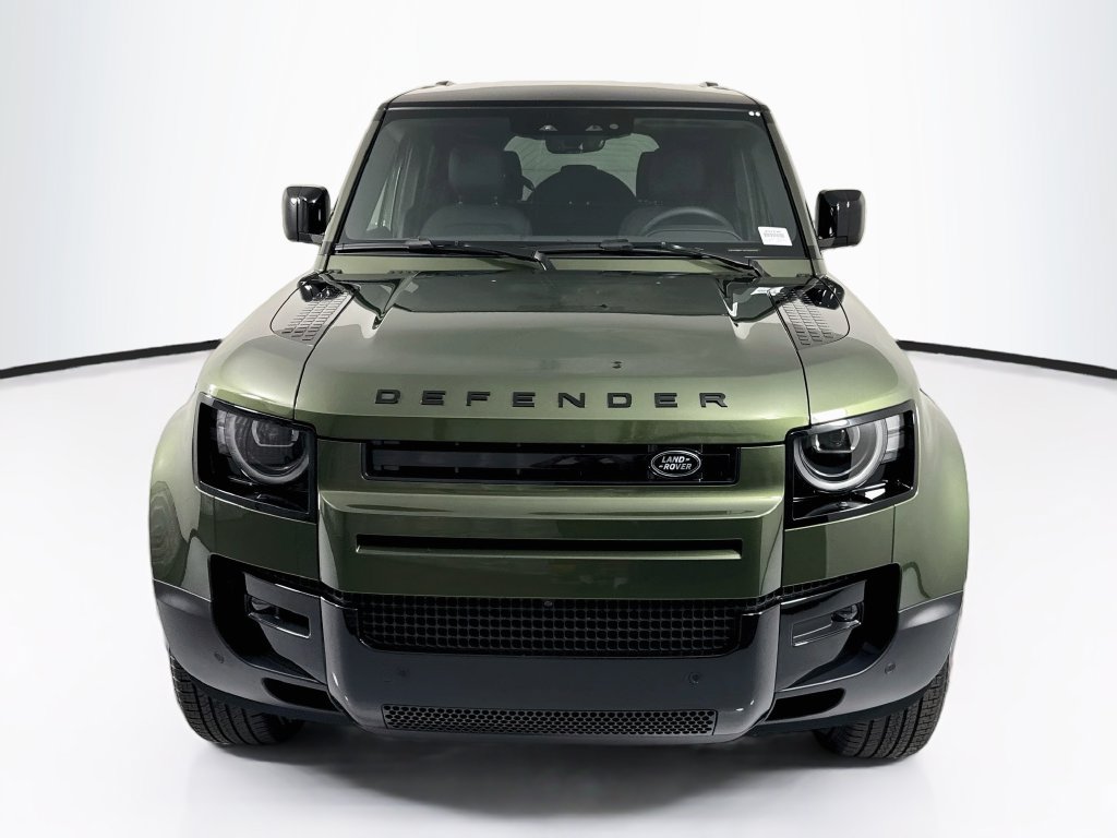 New 2026 Land Rover Defender 110 S AWD/4WD image 2