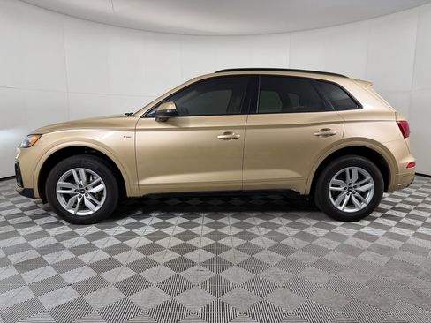 Used 2022 Audi Q5 2.0T Premium AWD/4WD image 2