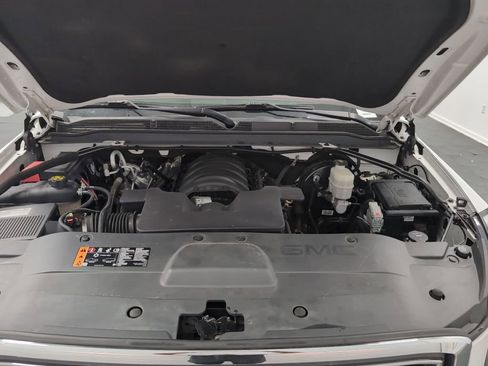 Used 2019 GMC Yukon XL SLT image 34