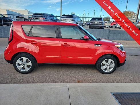 Used 2019 Kia Soul Base 4D Hatchback image 8