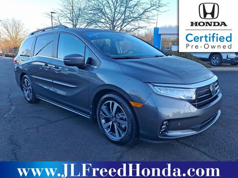 Certified 2023 Honda Odyssey Touring image 1