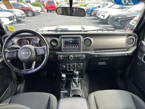 Used 2020 Jeep Wrangler Unlimited Sport S AWD/4WD image 19