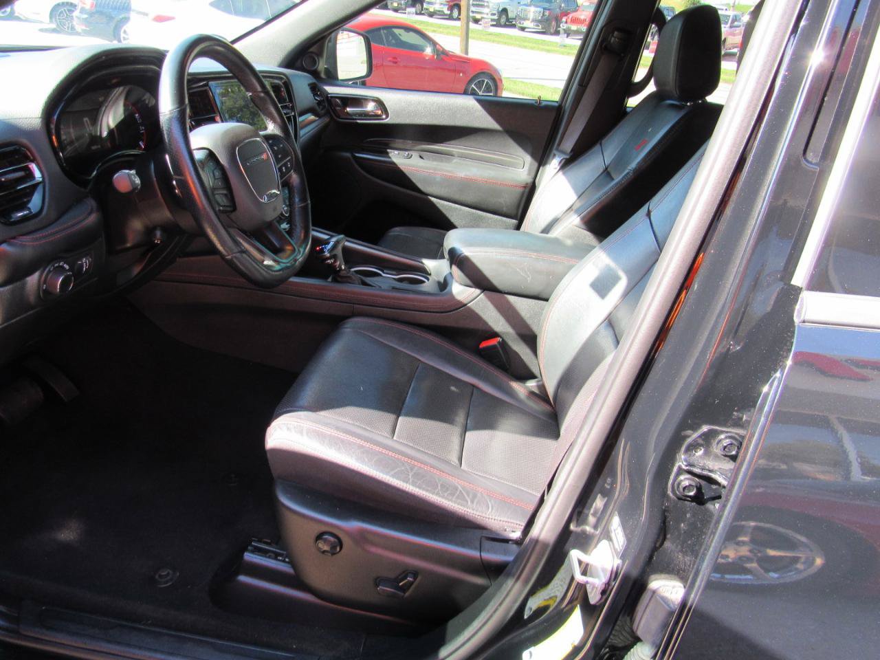 Used 2024 Dodge Durango GT AWD/4WD image 13