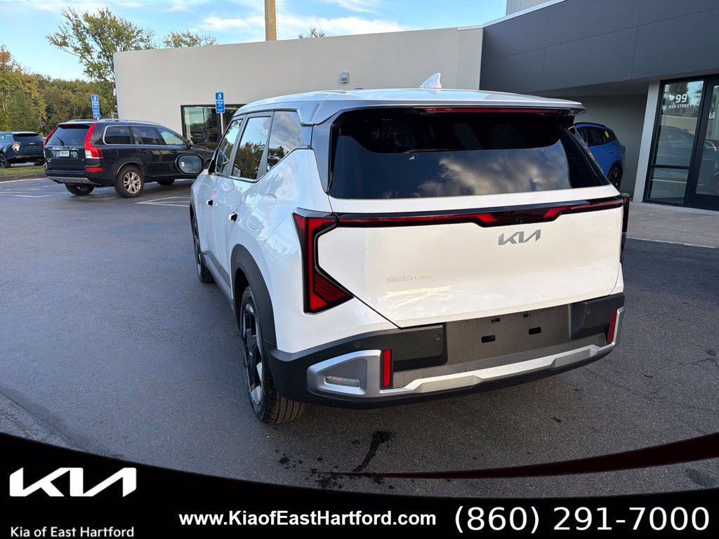 New 2027 Kia Seltos EX FWD image 10