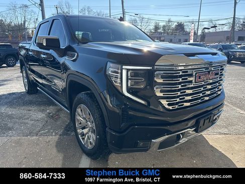Used 2022 GMC Sierra 1500 Denali image 1