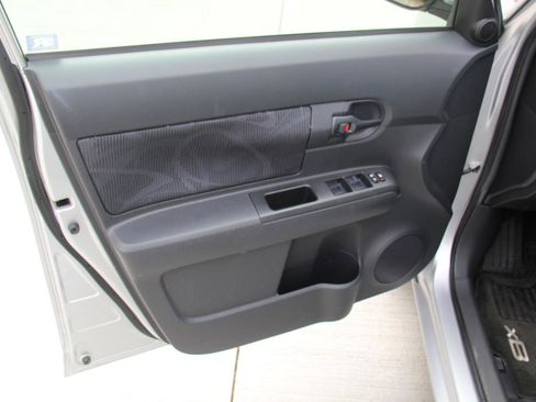 Used 2012 Scion xB image 16