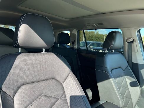New 2026 Volkswagen Atlas SE FWD image 42