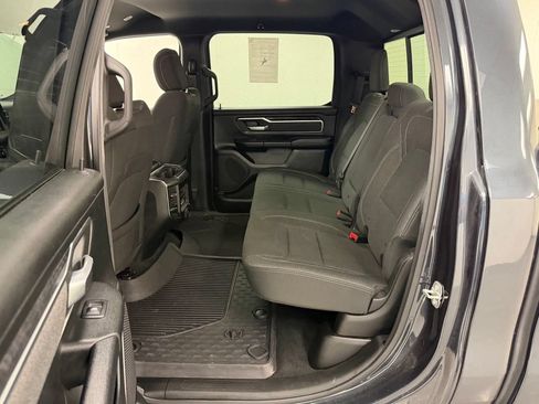 Used 2019 RAM 1500 Big Horn AWD/4WD image 15