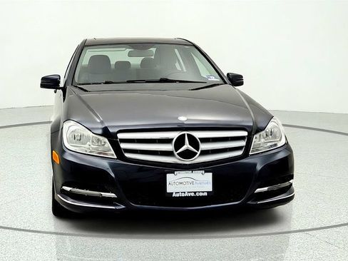 Used 2013 Mercedes-Benz C 300 4MATIC Sedan image 2