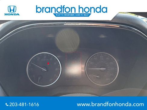 Used 2025 Subaru Outback AWD/4WD image 17