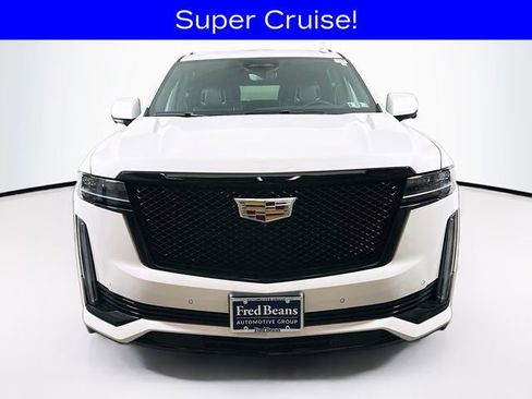 Certified 2023 Cadillac Escalade ESV Sport AWD/4WD image 2