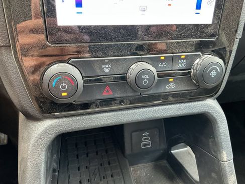 Used 2025 Ford Ranger XLT w/ FX4 Off-Road Package AWD/4WD image 27