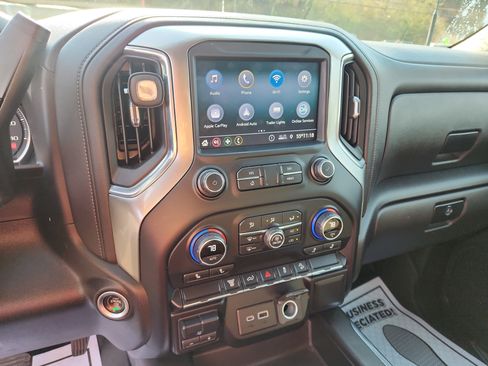 Used 2021 Chevrolet Silverado 2500 LT w/ Convenience Package image 20