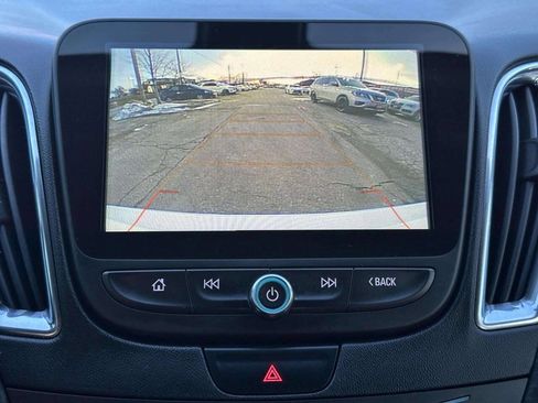 Used 2018 Chevrolet Malibu LT w/ Redline Edition image 25