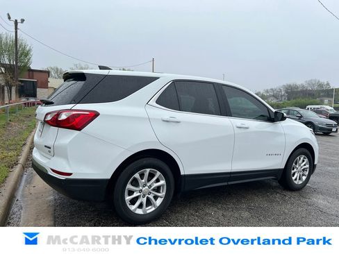 Used 2018 Chevrolet Equinox LT image 3