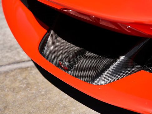 Used 2025 Ferrari SF90 Spider AWD/4WD image 9