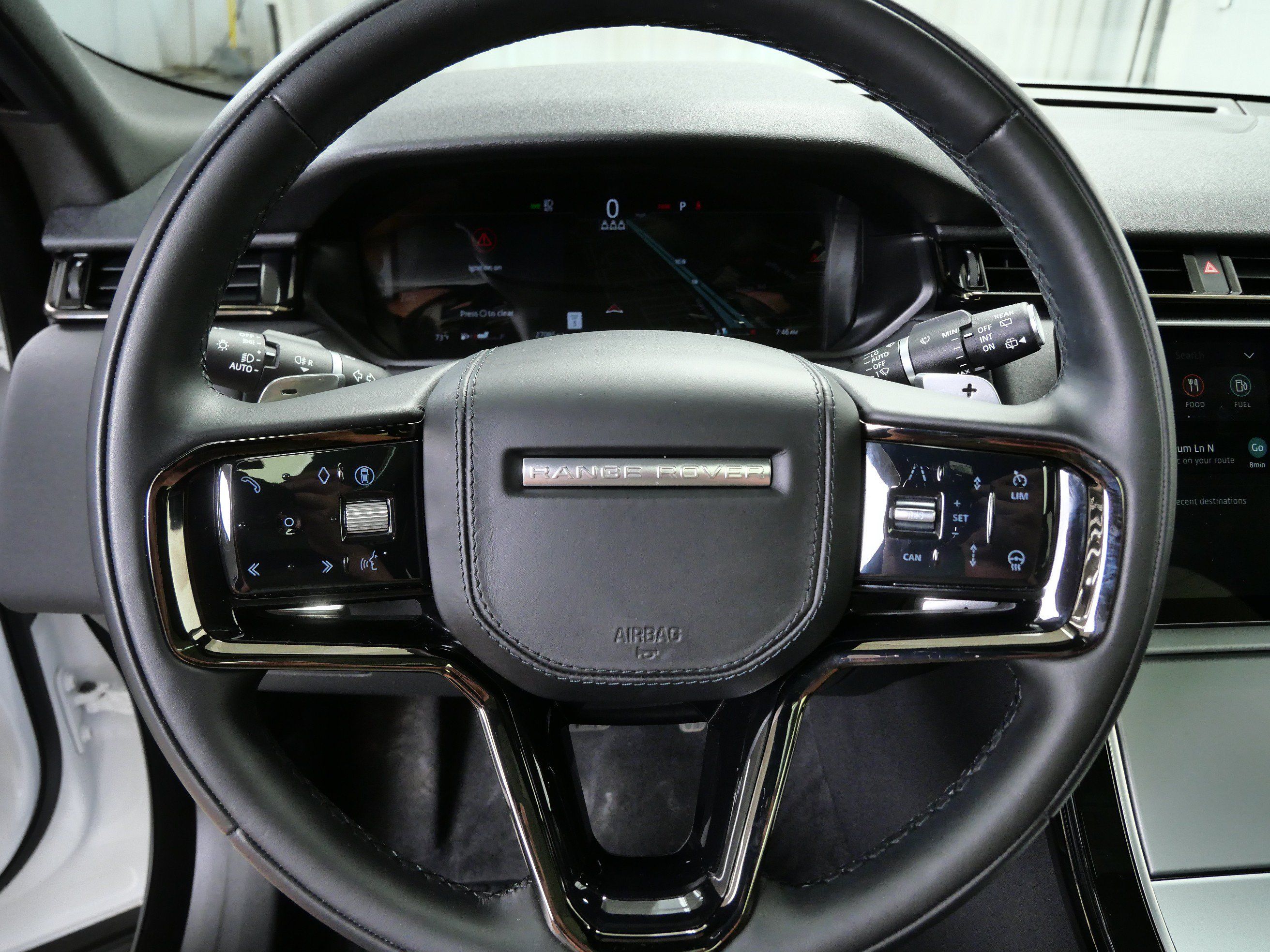 Used 2025 Land Rover Range Rover Velar S AWD/4WD image 27