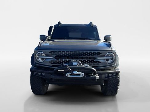 Used 2023 Ford Bronco Everglades image 9