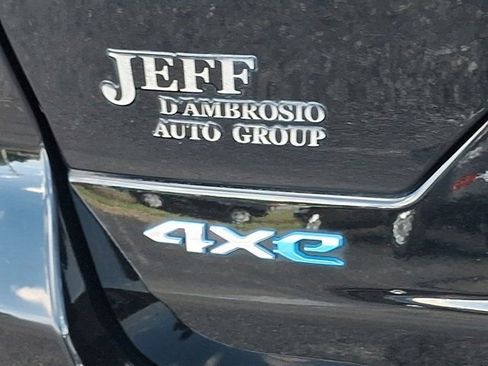 Certified 2022 Jeep Grand Cherokee Limited 4xe w/ Luxury Tech Group II AWD/4WD image 36