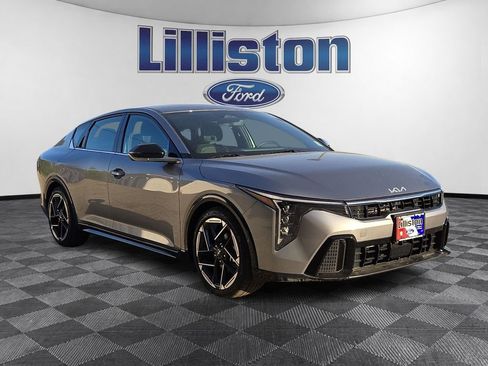 Used 2025 Kia K4 GT-Line FWD image 3