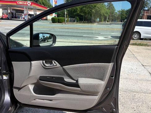 Used 2015 Honda Civic LX image 16
