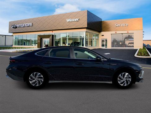New 2026 Hyundai Sonata Blue FWD image 28