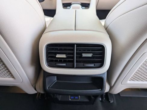 Used 2025 Mercedes-Benz GLE 450e 4MATIC image 14