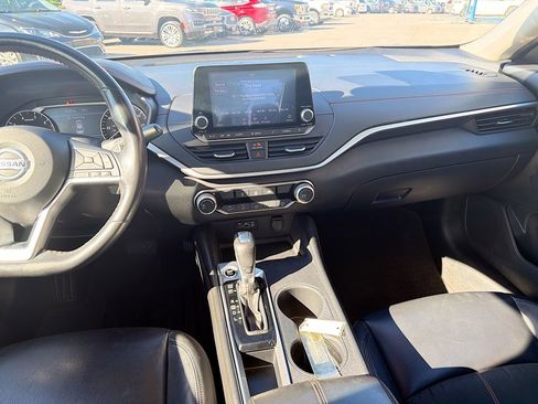 Used 2022 Nissan Altima 2.5 SR FWD image 18