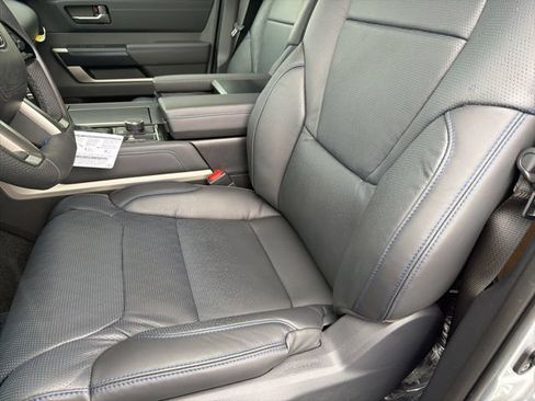 Used 2026 Toyota Sequoia Platinum AWD/4WD image 37