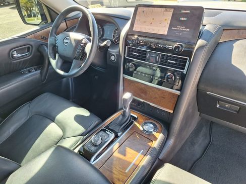 Used 2023 Nissan Armada SL w/ Captain's Chairs Package RWD image 29