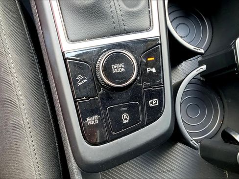Used 2023 Kia Sportage LX image 37