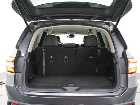 Used 2023 Honda Pilot EX-L image 17