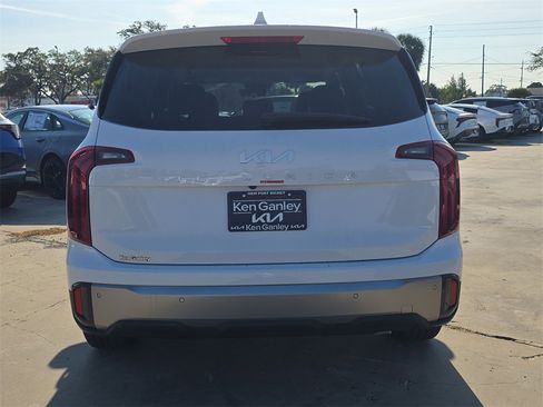 New 2025 Kia Telluride LX image 7