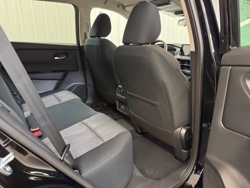 Certified 2026 Nissan Rogue SV AWD/4WD image 24