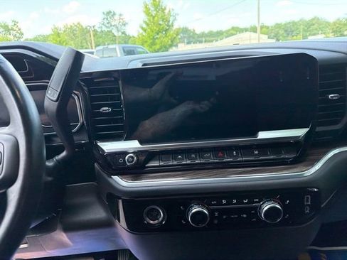 Used 2022 GMC Sierra 1500 Elevation AWD/4WD image 15